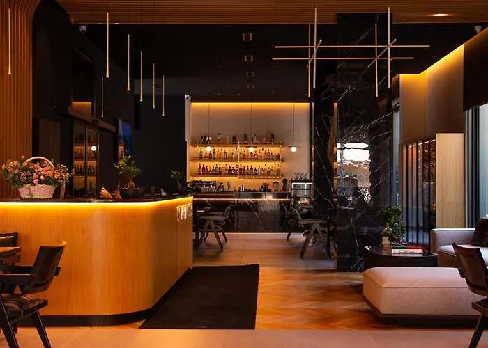 Vila-L Hotel